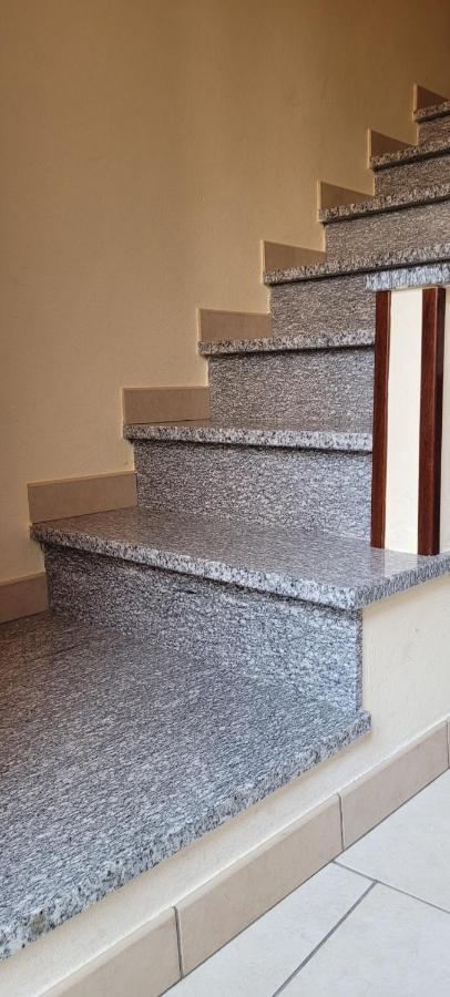 Fiore Rosso Apartment *